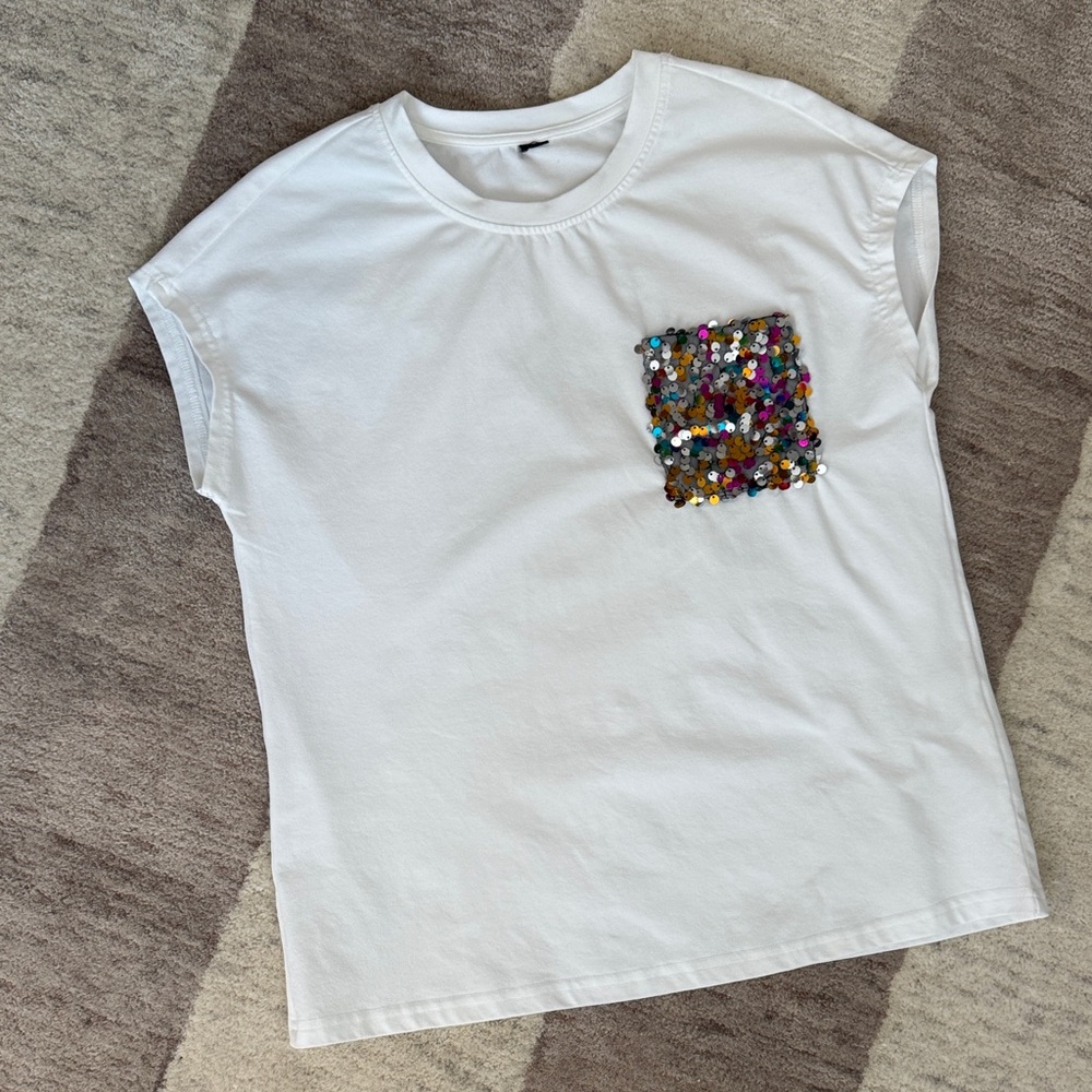 Chic White Tee with Sparkly Colorful Sequin Pocket
